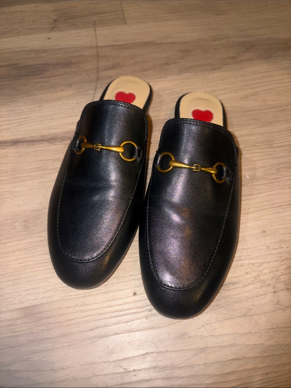 Women’s Black Leather Mule with Gold Horsebit Accent size 4.5